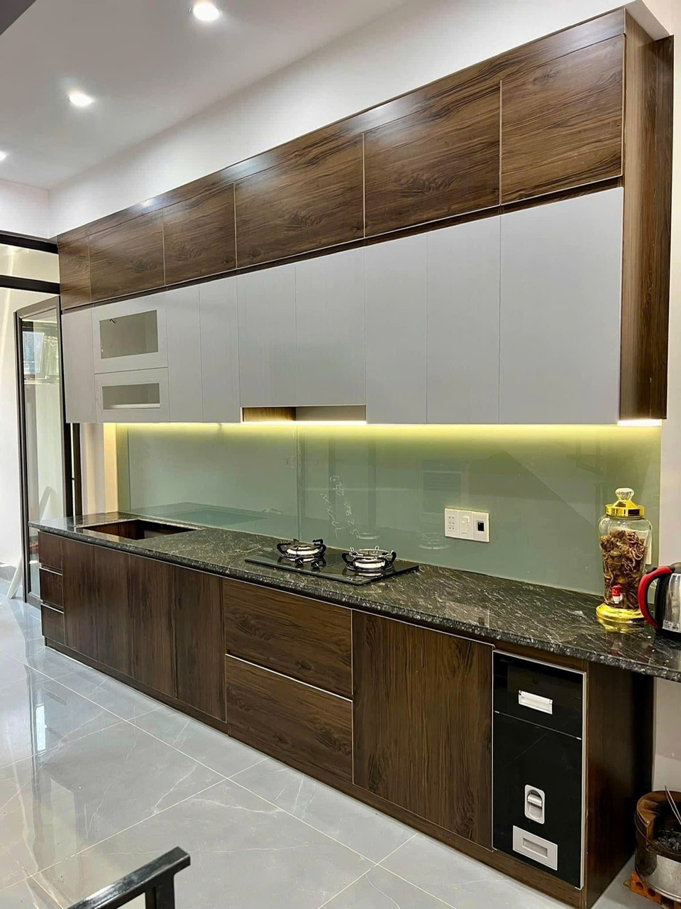 Tủ bếp nhựa ChinHuei Plus - TBCHP7