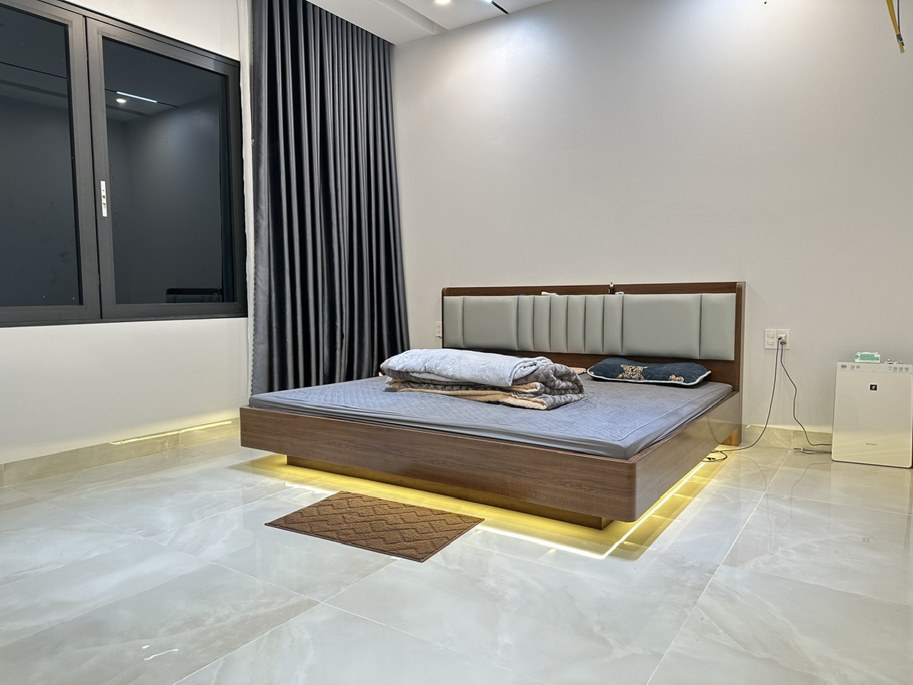 Giường nhựa cao cấp ChinHuei Plus - GCHP5